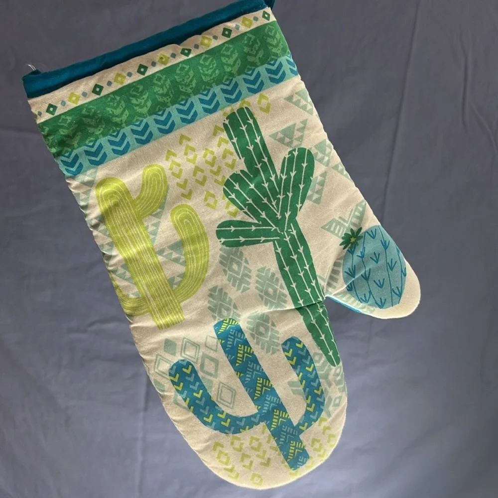 🌞 Mainstays oven mitt turquoise & green cactus over white Southwestern OS